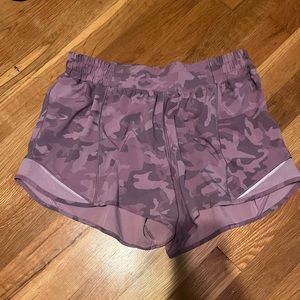 lululemon hotty hot shorts